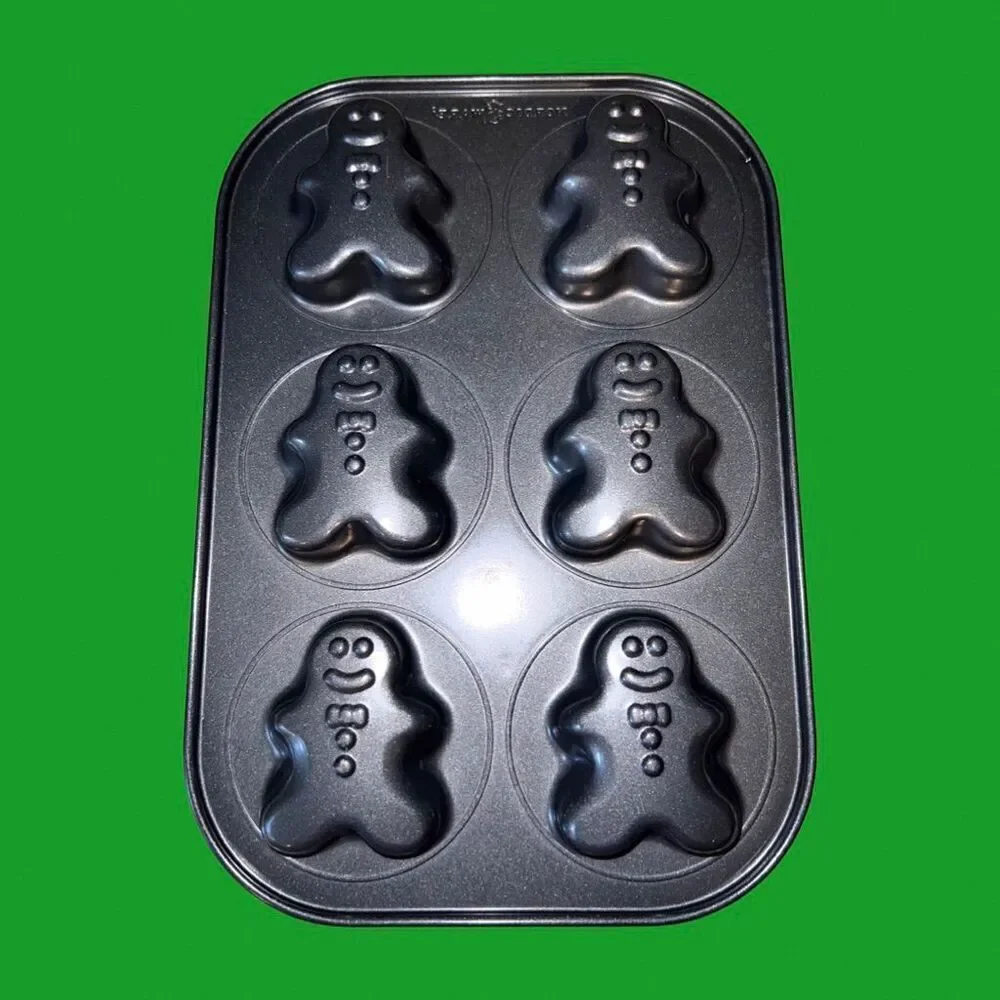 Nordic Ware Gingerbread Man 6 Kids Cakelet Cake Pan Jello Mold